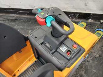 Használt targonca JUNGHEINRICH ERE 225 FP 33 100 67 ELEKTRO NIEDERHUBWAGENFAHRERSTAND (13031778)