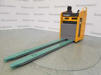 Használt targonca JUNGHEINRICH ESE 220 240-54 ELEKTRO NIEDERHUBWAGENFAHRERSITZ (13054166)