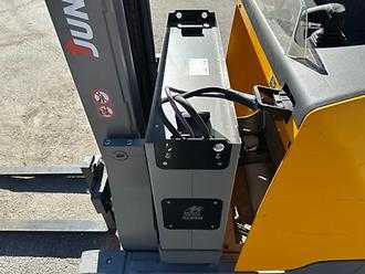 Használt targonca JUNGHEINRICH ETV 110 - 560DZ ELEKTRO SCHUBMASTSTAPLER (13073109)