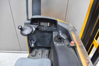 Használt targonca JUNGHEINRICH ETV 214 /57545/ ELEKTRO SCHUBMASTSTAPLER (13041124)