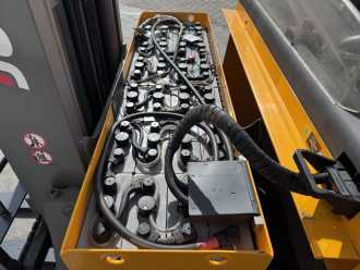 Használt targonca JUNGHEINRICH ETV 214 Baujahr 2020 / Stunden 3356 HH 7700 ELEKTRO SCHUBMASTSTAPLER (13068482)