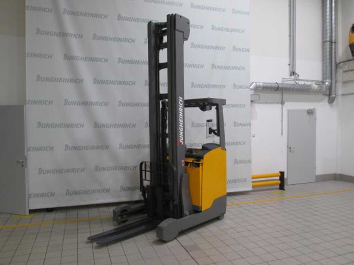Használt targonca JUNGHEINRICH ETV 214 MP E GE 140-902 DZ Li-Ion ELEKTRO SCHUBMASTSTAPLER (13055282)