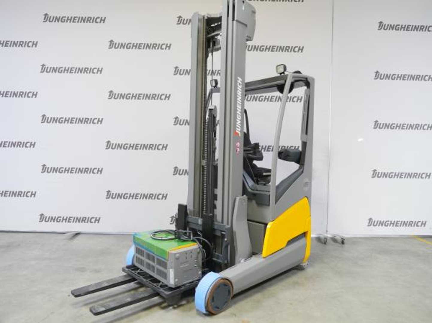 Használt targonca JUNGHEINRICH ETV 216i 710DZ Li-Ion ELEKTRO SCHUBMASTSTAPLER (13071493)