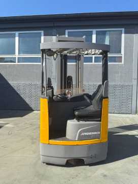 Használt targonca JUNGHEINRICH ETV 325 Baujahr 2015 / HH 6200 Akku 2025 Neu ELEKTRO SCHUBMASTSTAPLER (13001001)