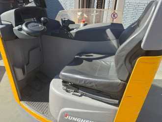 Használt targonca JUNGHEINRICH ETV 325 Baujahr 2015 / HH 6200 Akku 2025 Neu ELEKTRO SCHUBMASTSTAPLER (13001001)