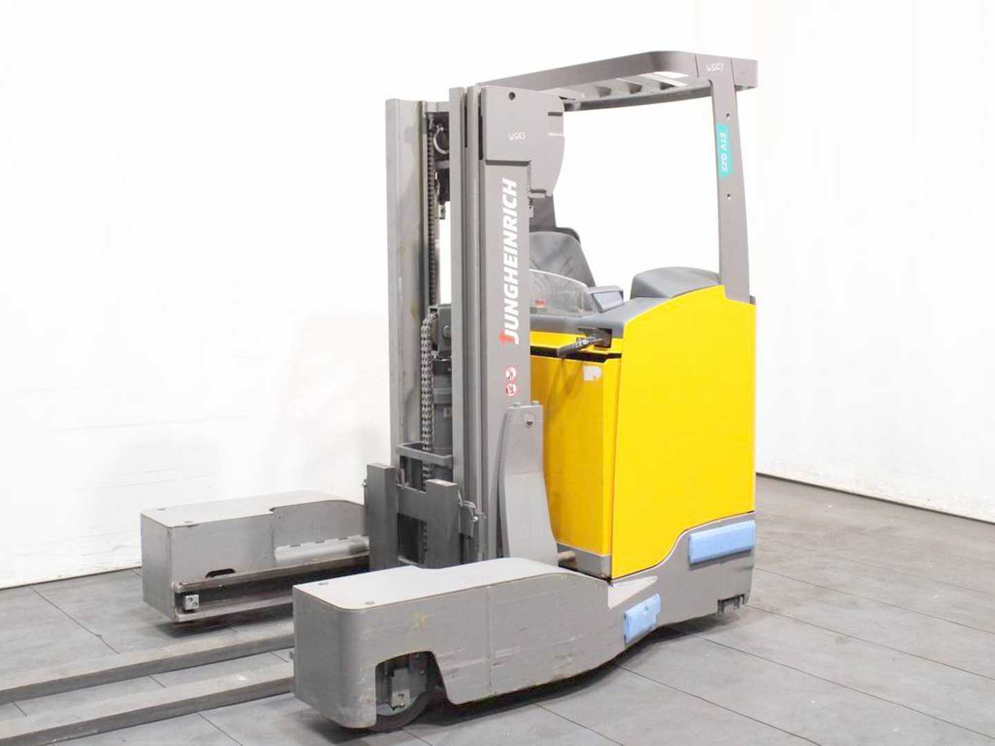 Használt targonca JUNGHEINRICH ETV-Q 25 DL G200-425DZ ELEKTRO VIERWEGESTAPLER (13064022)
