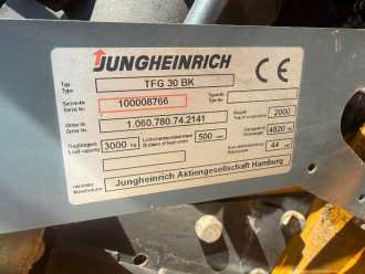 Használt targonca JUNGHEINRICH TFG 30 Baujahr 2000/ Stunden 7157 Defekt GAS VIERRADFRONTSTAPLER (13045468)
