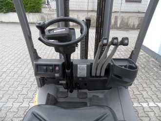 Használt targonca JUNGHEINRICH TFG 316 - Triplex - wenig Stunden GAS VIERRADFRONTSTAPLER (13051786)