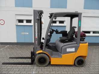Használt targonca JUNGHEINRICH TFG 320 - Freihub - weiße Reifen GAS VIERRADFRONTSTAPLER (13054903) backdrop