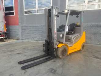 Használt targonca JUNGHEINRICH TFG 320s Baujahr 2020/ Stunden 1083/ HH 4640 GAS VIERRADFRONTSTAPLER (13004648)