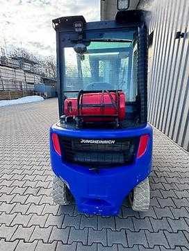 Használt targonca JUNGHEINRICH TFG 425s GAS VIERRADFRONTSTAPLER (13022022)