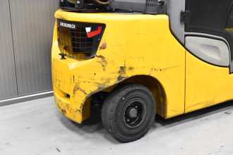Használt targonca JUNGHEINRICH TFG 435s /48221/ GAS VIERRADFRONTSTAPLER (13064082)