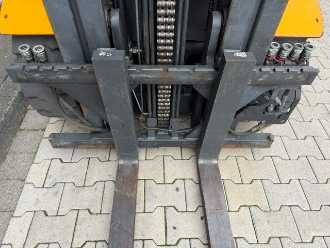 Használt targonca JUNGHEINRICH TFG 435s GAS VIERRADFRONTSTAPLER (13066571)