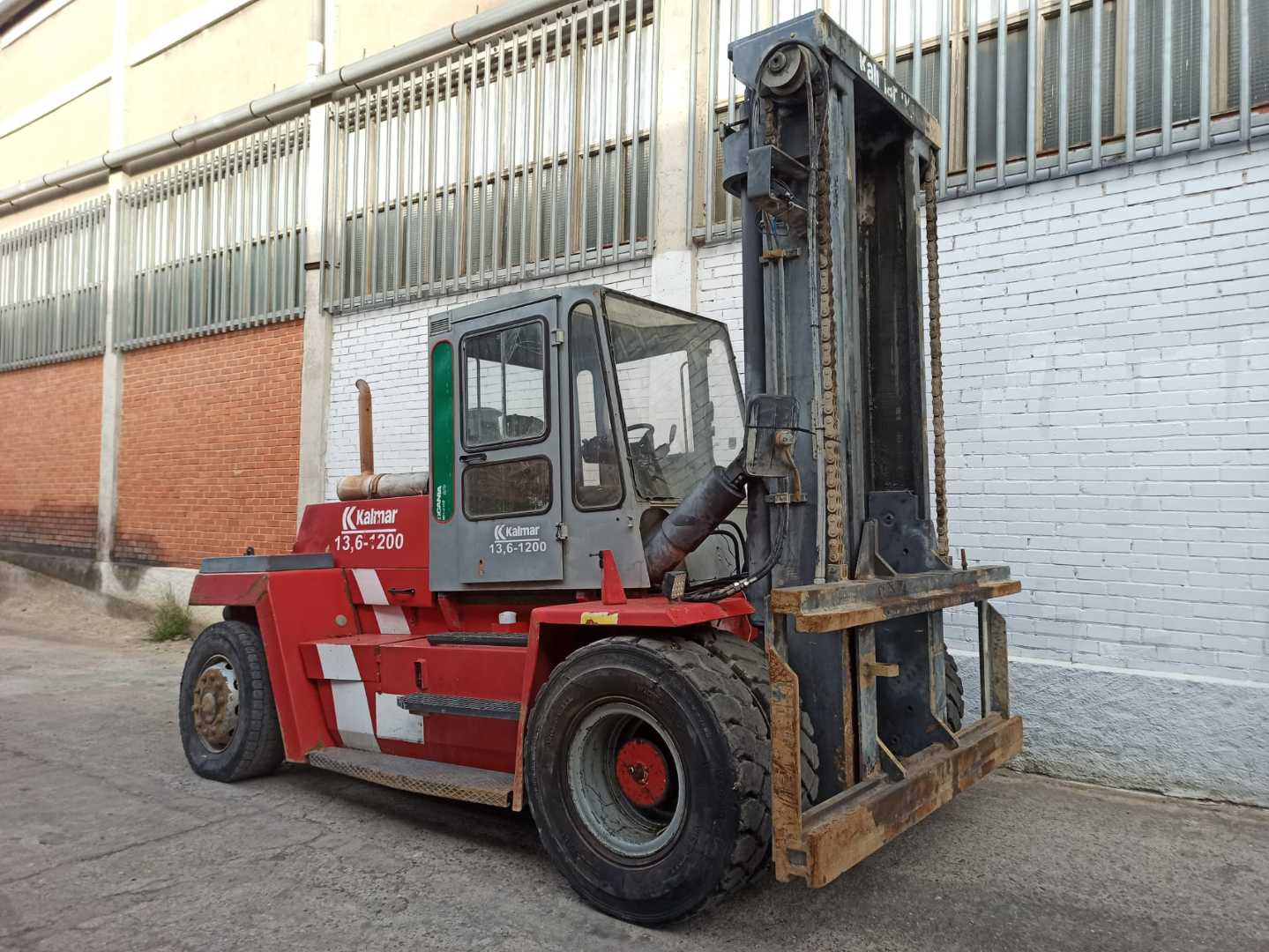 Használt targonca KALMAR DC13.6 DIESEL VIERRADFRONTSTAPLER (13067387)