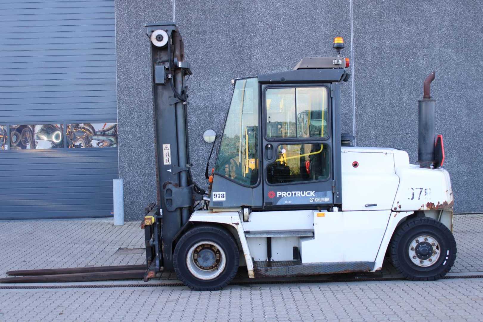 Használt targonca KALMAR DCE80-6 DIESEL VIERRADFRONTSTAPLER (12965506)