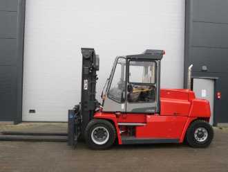 Használt targonca KALMAR DCF80-9 DIESEL VIERRADFRONTSTAPLER (12948980) backdrop