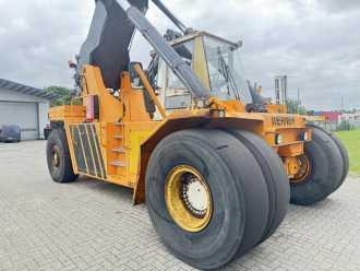 Használt targonca KALMAR Valmet RSD4118-4TL DIESEL REACHSTACKER (12912541)