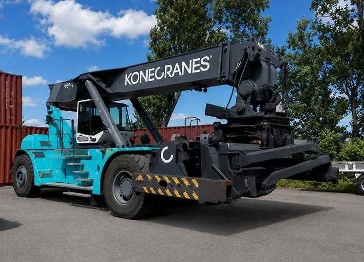 Használt targonca KONECRANES SMV4531CC5 DIESEL REACHSTACKER (13048677)