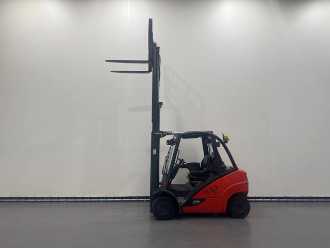 Használt targonca LINDE 393 H 25 D-02 DIESEL VIERRADFRONTSTAPLER (13073366)