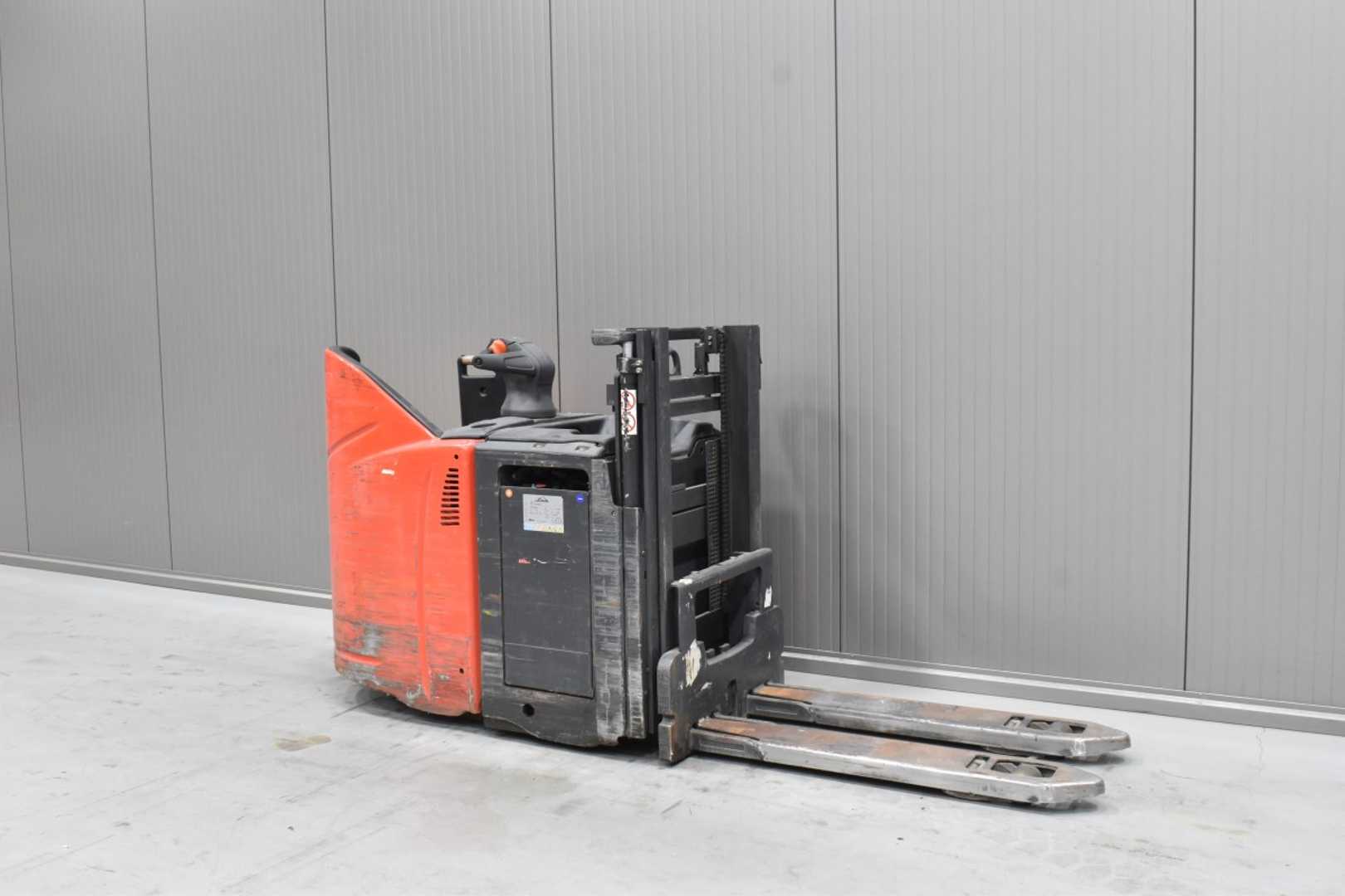 Használt targonca LINDE D 12 SP /58534/ ELEKTRO HOCHHUBKOMMISSIONIERER (13062798)