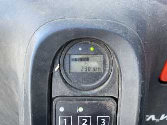 Használt targonca LINDE D08 ELEKTRO HOCHHUBWAGENDEICHSEL (13075971)
