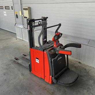 Használt targonca LINDE D10AP - 1163 ELEKTRO HOCHHUBWAGENMANUELLELEKTRISCH (13069349)