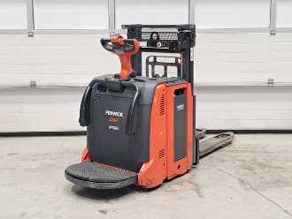 Használt targonca LINDE D12 AP ELEKTRO HOCHHUBWAGENDEICHSEL (13058624)