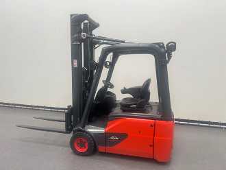 Használt targonca LINDE E 16-02 ELEKTRO VIERRADFRONTSTAPLER (13049929)