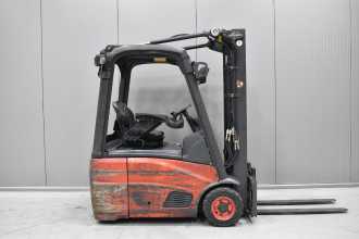 Használt targonca LINDE E 16 C - 01 /58958/ ELEKTRO DREIRADFRONTSTAPLER (13069535)
