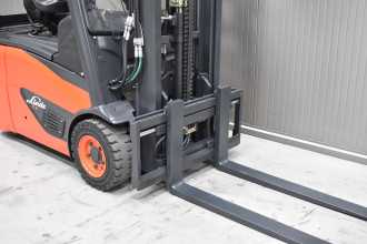 Használt targonca LINDE E 16 C - 02 /57336/ ELEKTRO DREIRADFRONTSTAPLER (13049955)