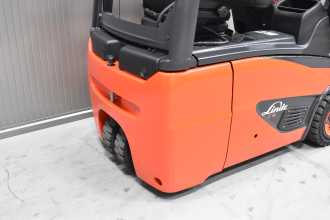 Használt targonca LINDE E 16 C - 02 /57336/ ELEKTRO DREIRADFRONTSTAPLER (13049955)