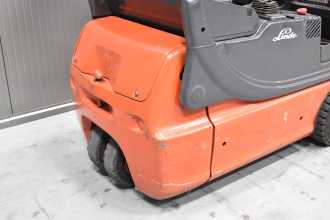 Használt targonca LINDE E 16 C /58187/ ELEKTRO DREIRADFRONTSTAPLER (13054721)