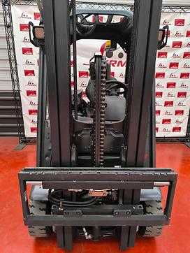 Használt targonca LINDE E 16 C ELEKTRO DREIRADFRONTSTAPLER (13021369)