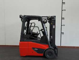 Használt targonca LINDE E 16 C EVO ELEKTRO DREIRADFRONTSTAPLER (13062569) backdrop