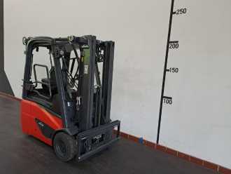 Használt targonca LINDE E 16 C EVO ELEKTRO DREIRADFRONTSTAPLER (13062569)