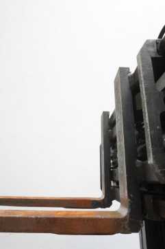 Használt targonca LINDE E 16 EVO 386-02 ELEKTRO DREIRADFRONTSTAPLER (13067626)