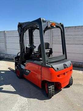 Használt targonca LINDE E 20 ELEKTRO VIERRADFRONTSTAPLER (13038008)