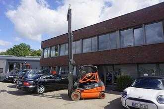 Használt targonca LINDE E 25-03 - Triplex ELEKTRO VIERRADFRONTSTAPLER (13053896)