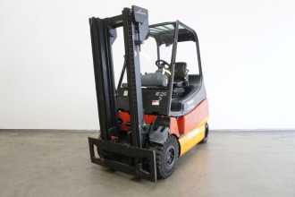 Használt targonca LINDE E 25/600 S 336-03 ELEKTRO VIERRADFRONTSTAPLER (13053515) backdrop
