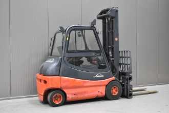 Használt targonca LINDE E 30 - 03 /58247/ ELEKTRO VIERRADFRONTSTAPLER (13060655)