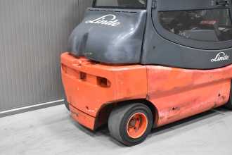 Használt targonca LINDE E 30 - 03 /58247/ ELEKTRO VIERRADFRONTSTAPLER (13060655)