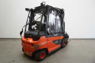 Használt targonca LINDE E 30 387-00 ELEKTRO VIERRADFRONTSTAPLER (13034573)