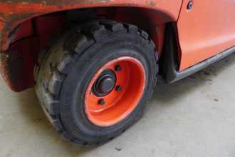 Használt targonca LINDE E 30 387-00 ELEKTRO VIERRADFRONTSTAPLER (13034573)