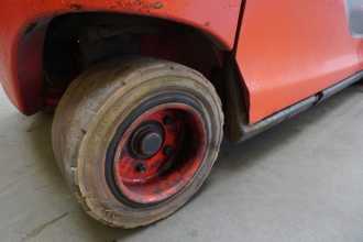 Használt targonca LINDE E 30/600 HL 387 ELEKTRO VIERRADFRONTSTAPLER (13034568)