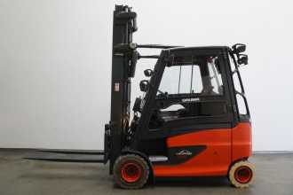 Használt targonca LINDE E 30/600 HL ELEKTRO VIERRADFRONTSTAPLER (13072277)