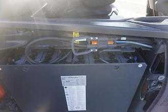 Használt targonca LINDE E 30L-01 - Triplex - 2024er ELEKTRO VIERRADFRONTSTAPLER (13074336)