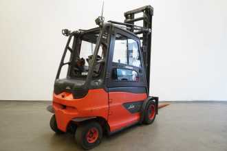 Használt targonca LINDE E 40/600 H 388 ELEKTRO VIERRADFRONTSTAPLER (12990749)