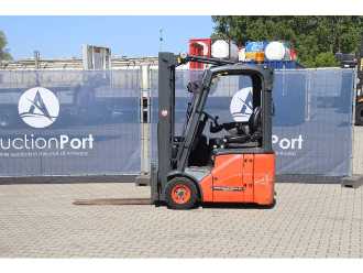 Használt targonca LINDE E12-01 ELEKTRO VIERRADFRONTSTAPLER (13041356)
