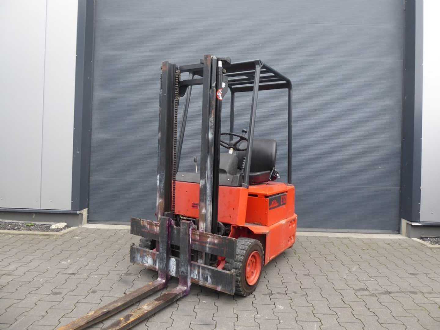 Használt targonca LINDE E12 ELEKTRO VIERRADFRONTSTAPLER (13047314)