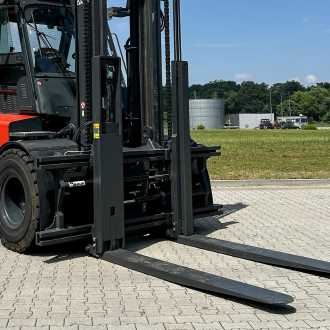 Használt targonca LINDE E120/600 : 12,0t SWB ELEKTRO VIERRADFRONTSTAPLER (13062005)